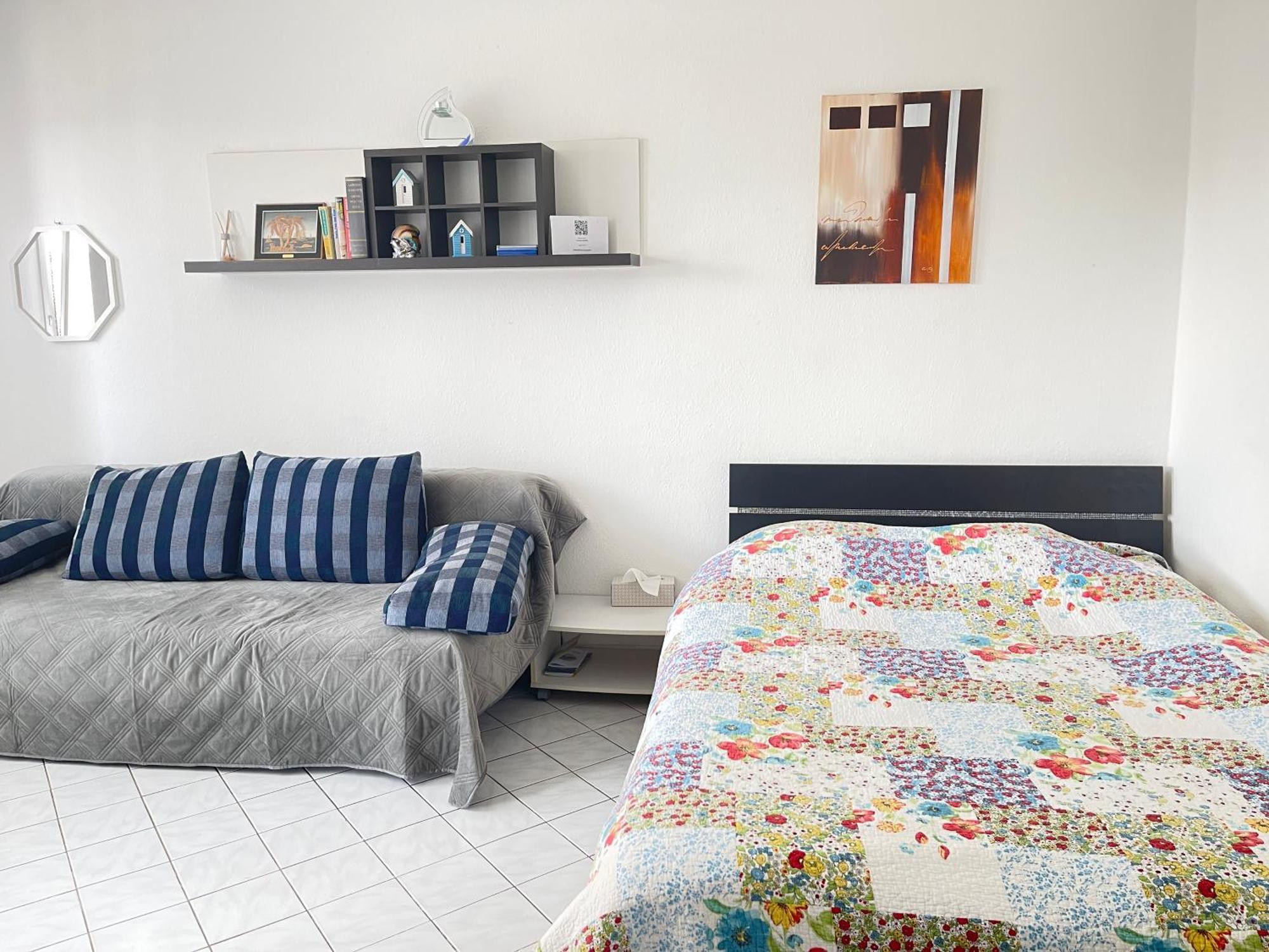 Cool Studio Saint Louis Vicino Stazione/Aereoporto Apartamento Exterior foto